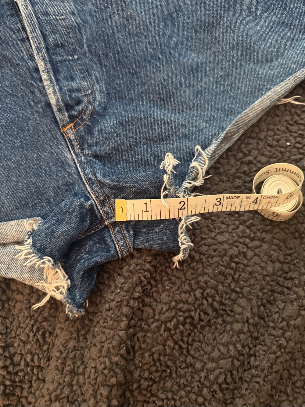 Agolde Dark Blue High-Rise Cutoff Denim Shorts - Picture 2 of 6